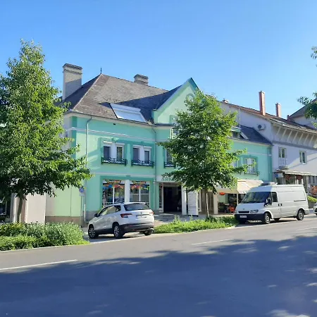 Keri Lägenhet